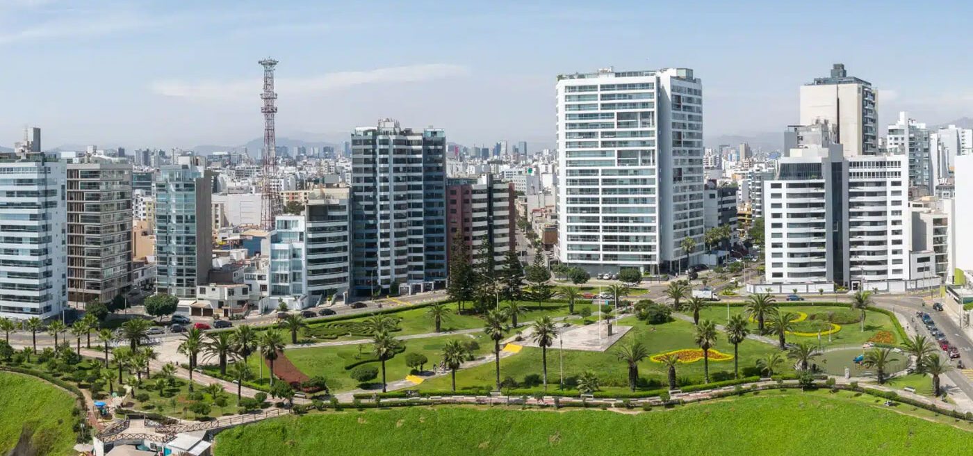 Inmobiliaria y Construcción, Servicios Generales Inmobiliaria y Construcción
